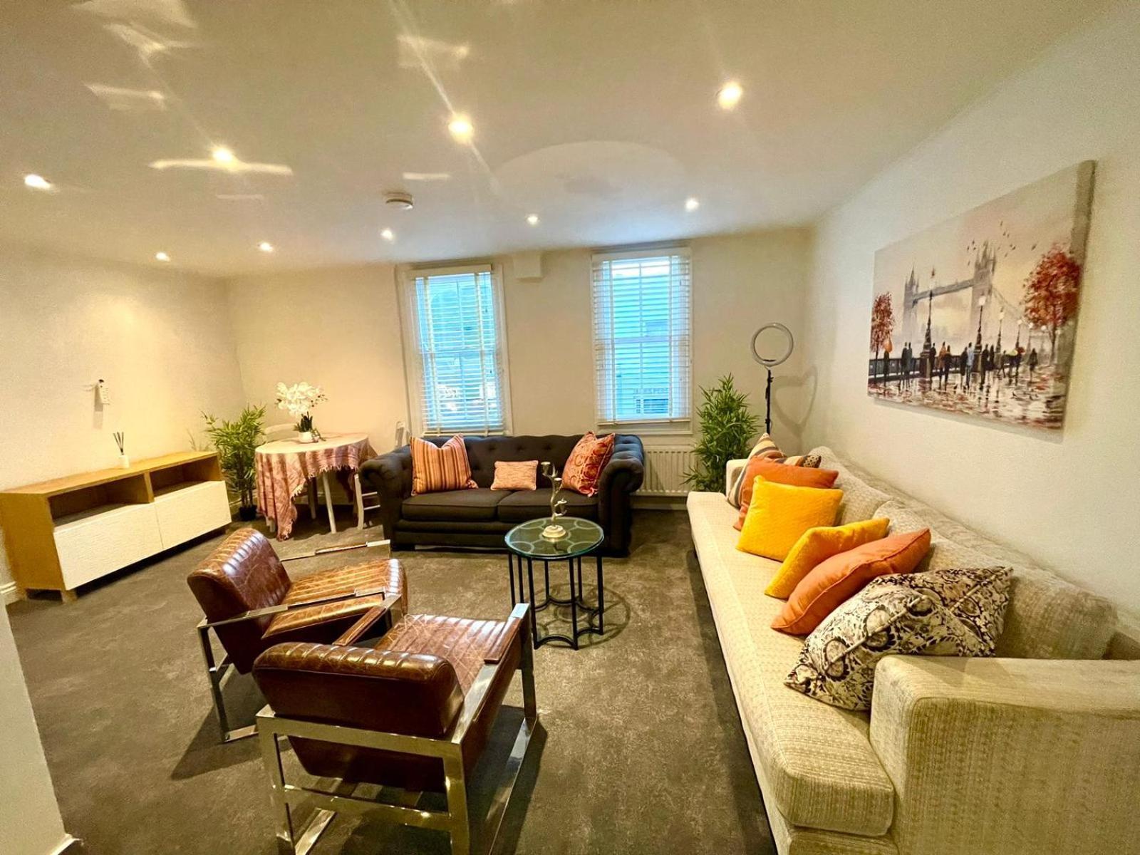 Private 1 Bed Flat Chelsea